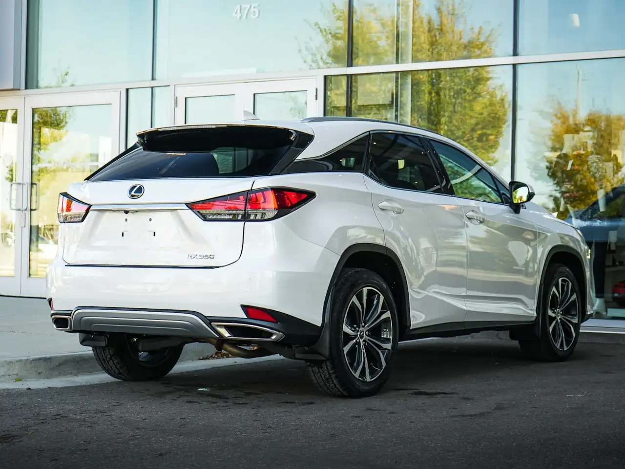 Lexus RX - Image 10