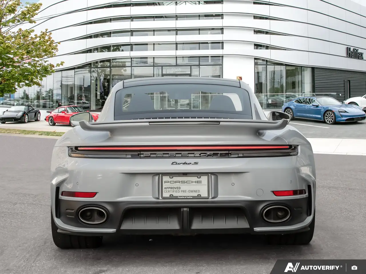 Porsche 911 - Image 4