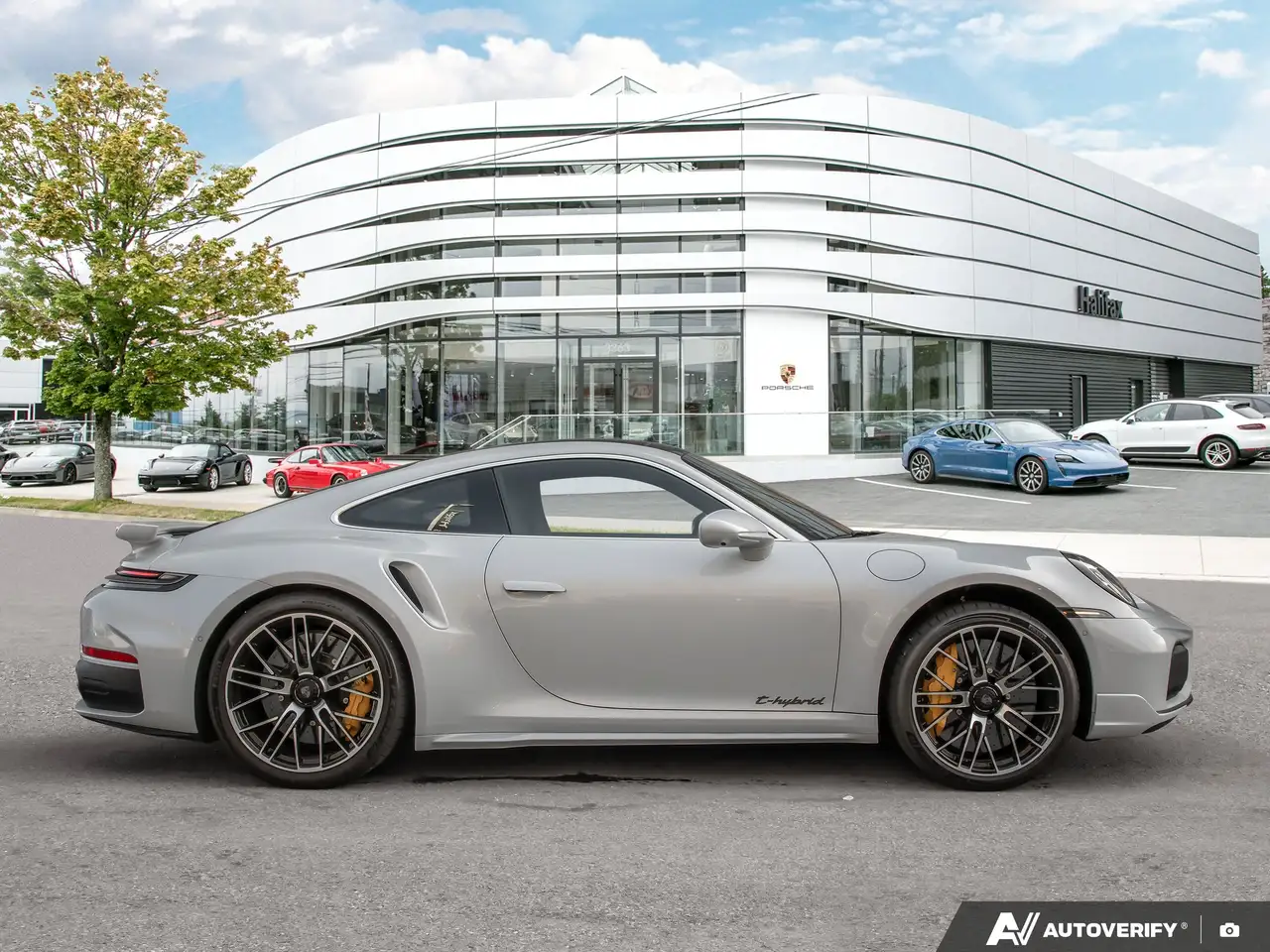 Porsche 911 - Image 6
