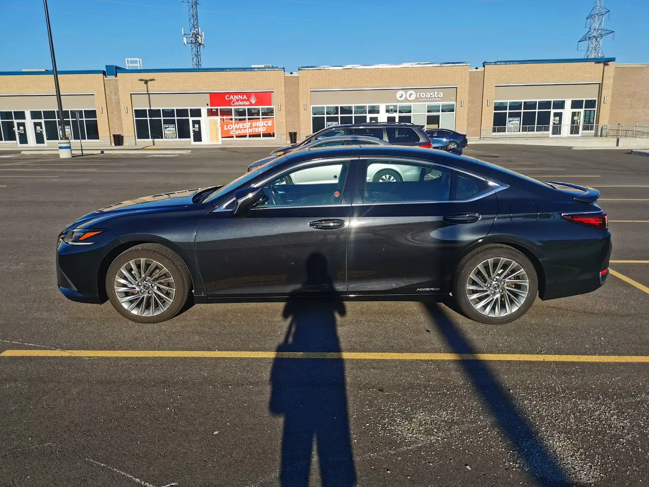 Lexus ES - Image 4