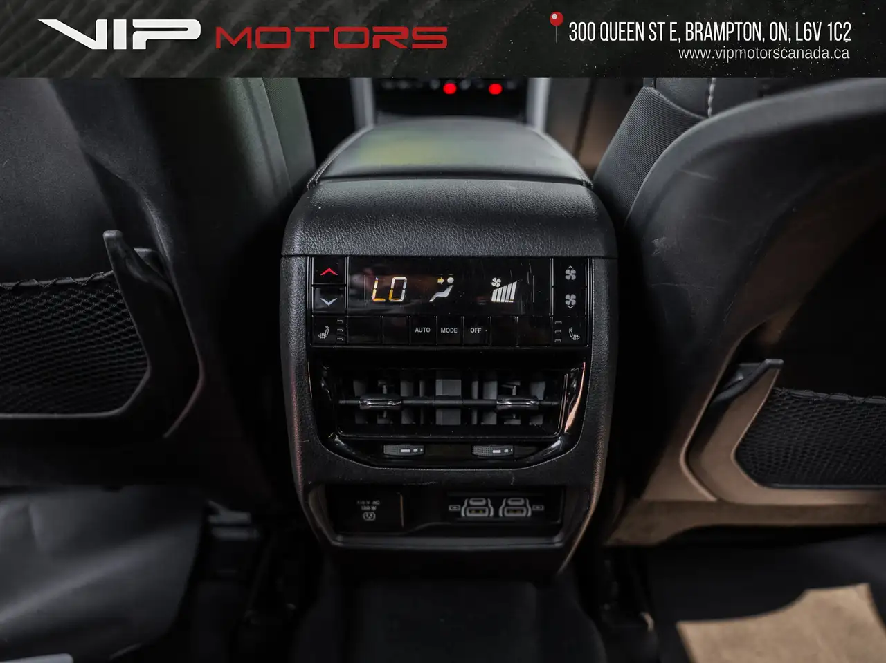 Jeep Grand Cherokee - Image 24