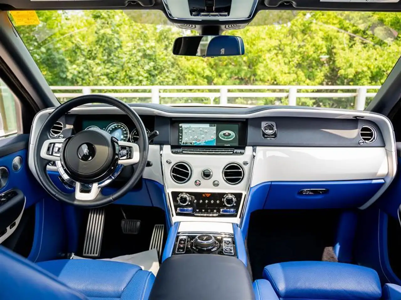 Rolls-Royce Cullinan - Image 3