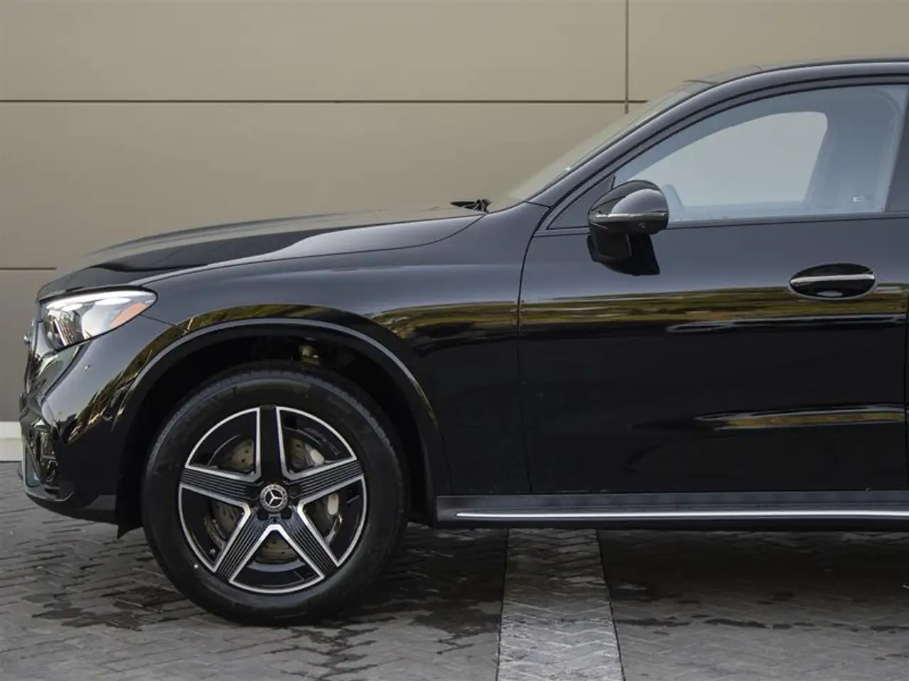 Mercedes-Benz GLC - Image 2