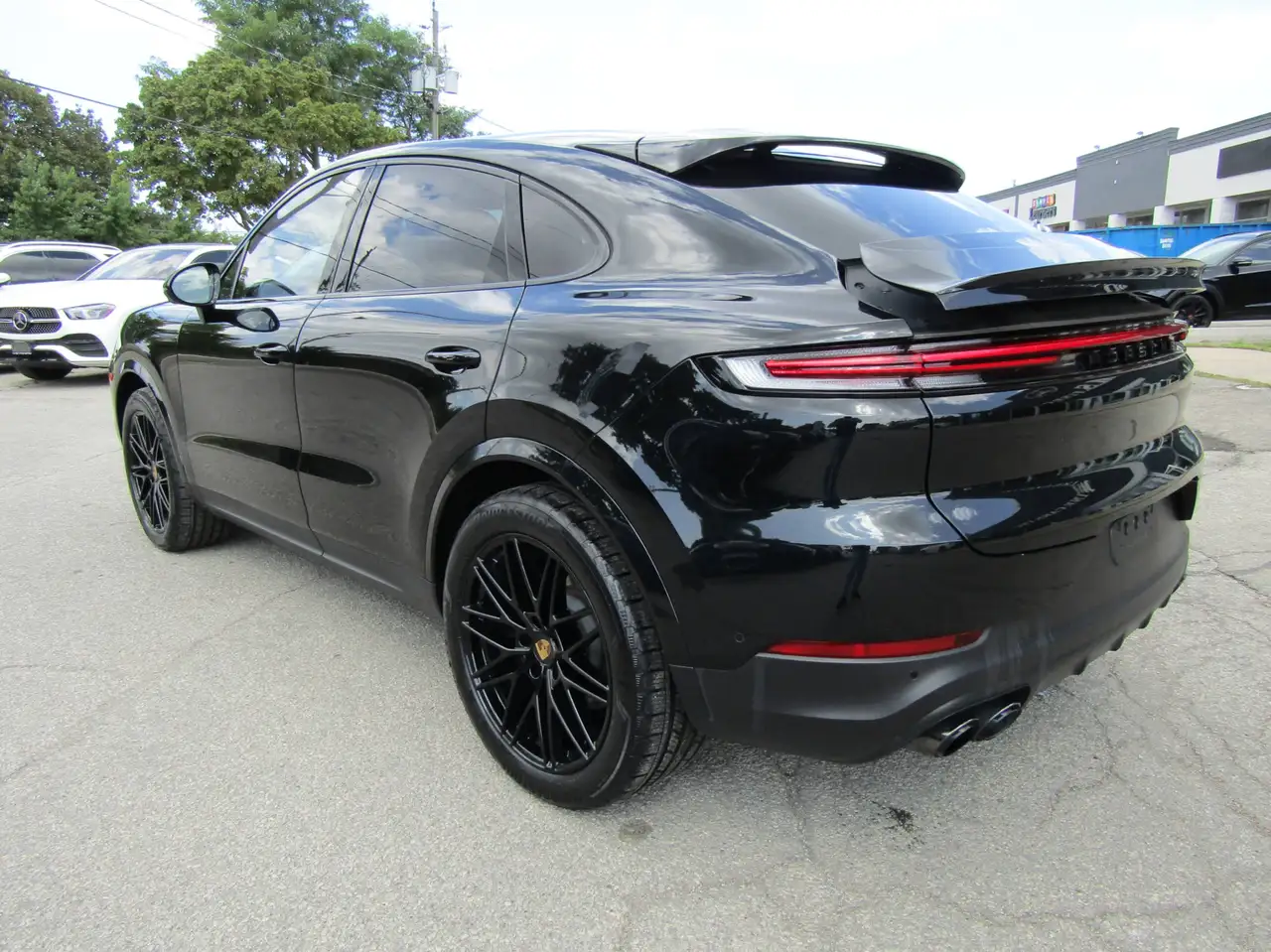 Porsche Cayenne - Image 9