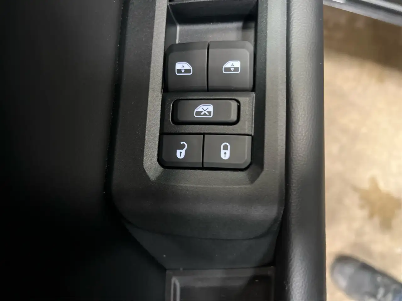 Jeep Grand Cherokee - Image 16
