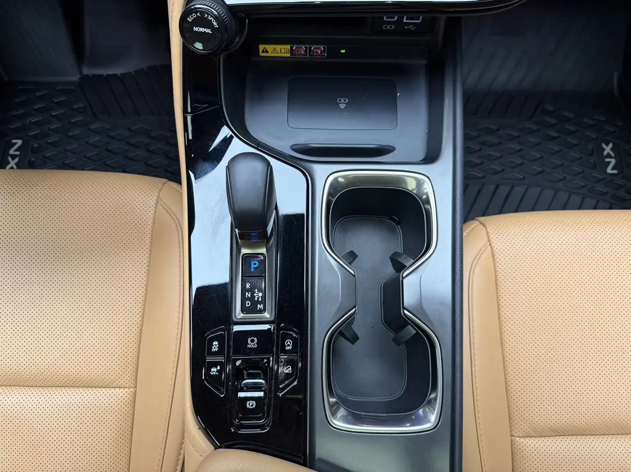 Lexus NX - Image 21