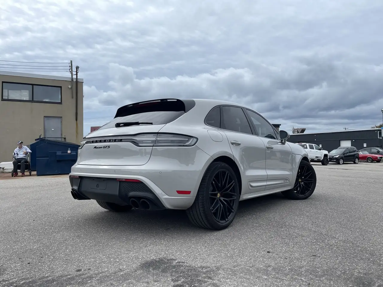 Porsche Macan - Image 4