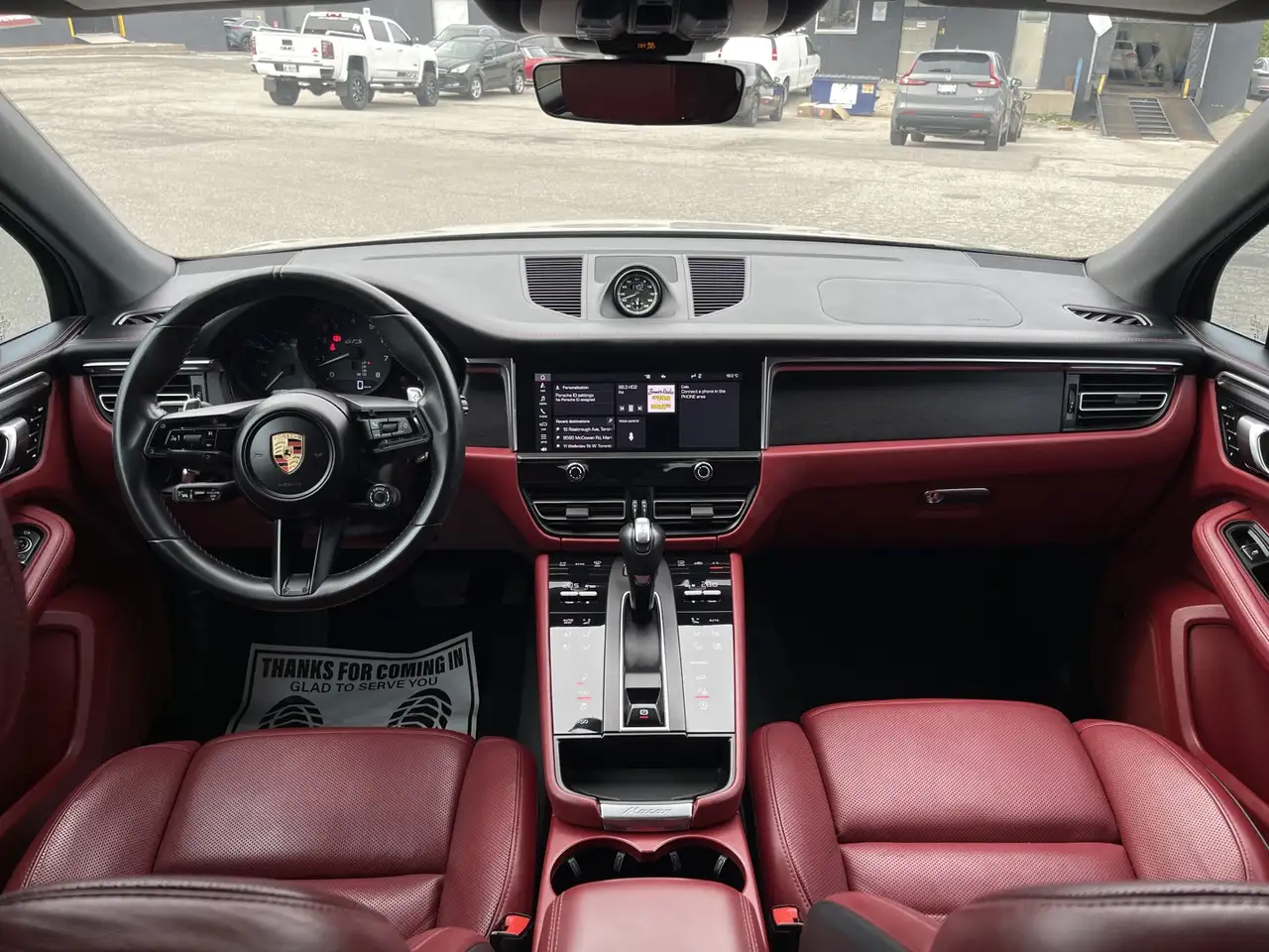 Porsche Macan - Image 8