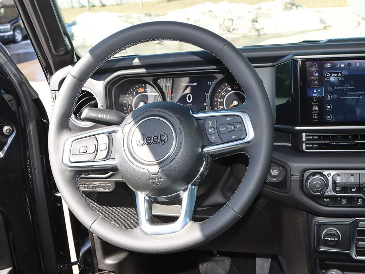 Jeep Wrangler - Image 18