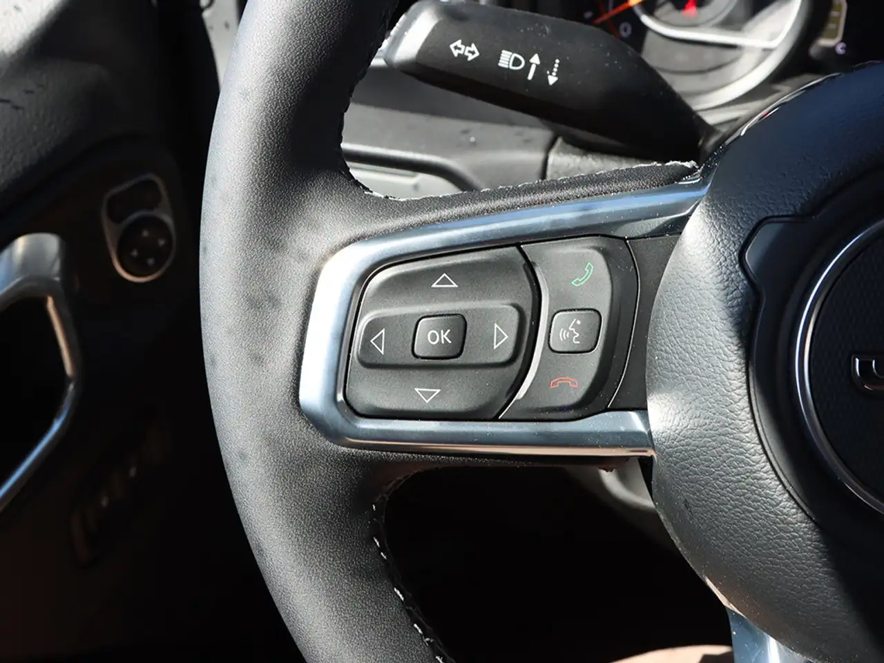 Jeep Wrangler - Image 11