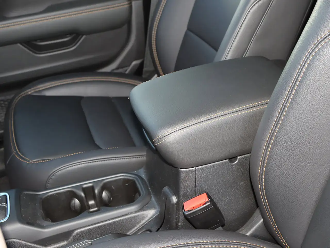 Jeep Wrangler - Image 17