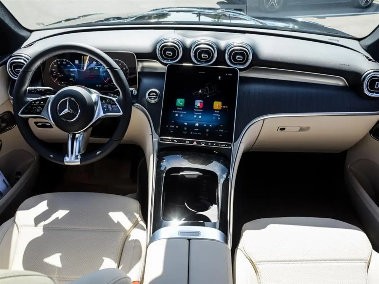 Mercedes-Benz GLC - Image 15