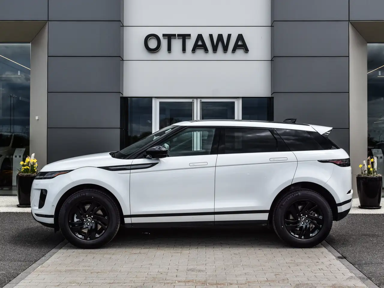 Land Rover Range Rover Evoque - Image 3