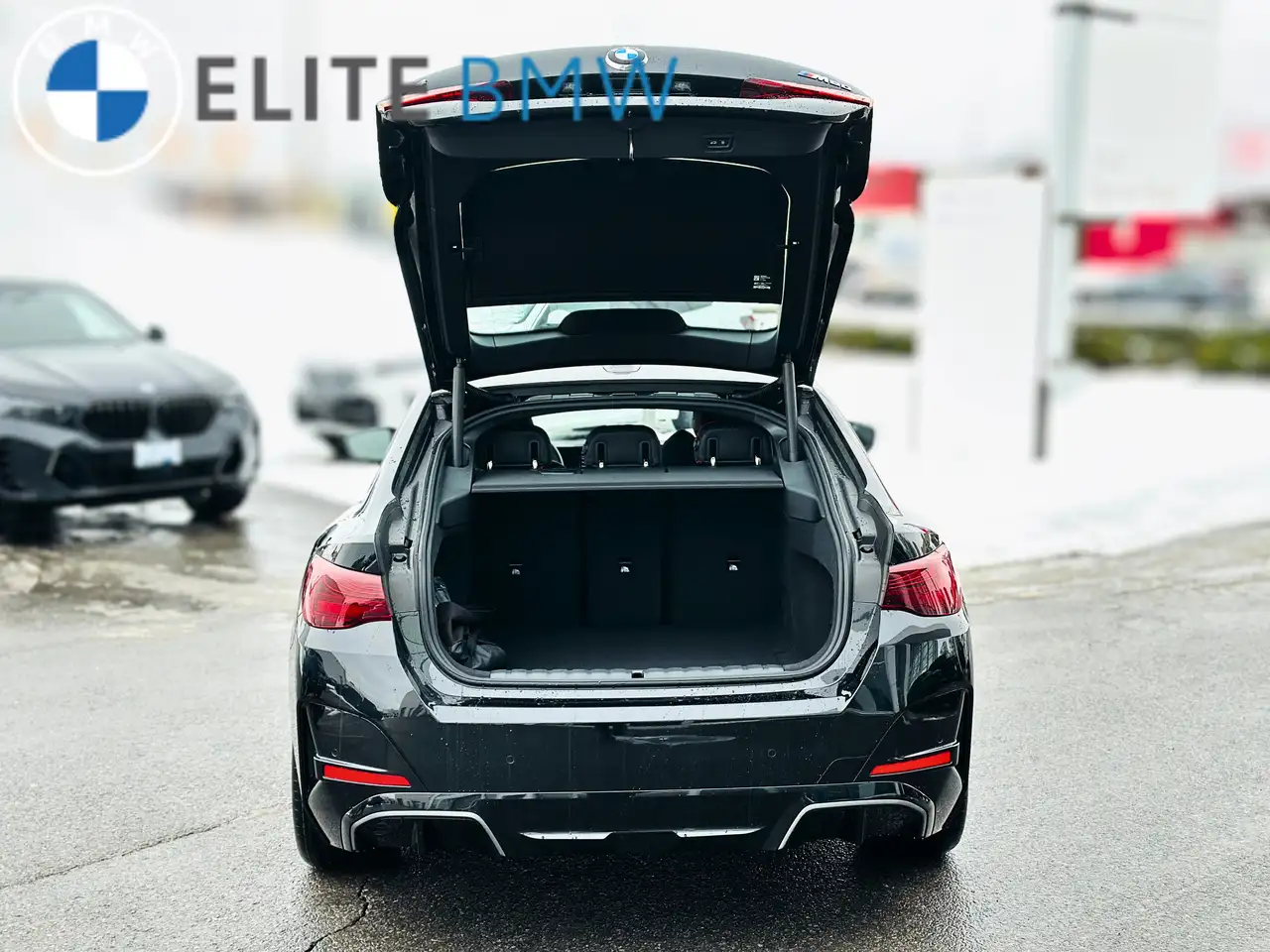BMW i4 - Image 30