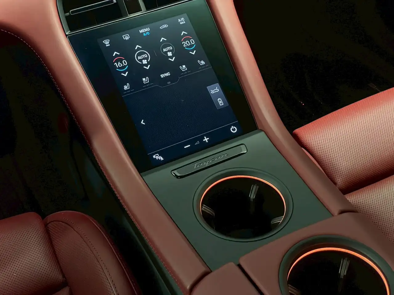 Porsche Taycan - Image 29