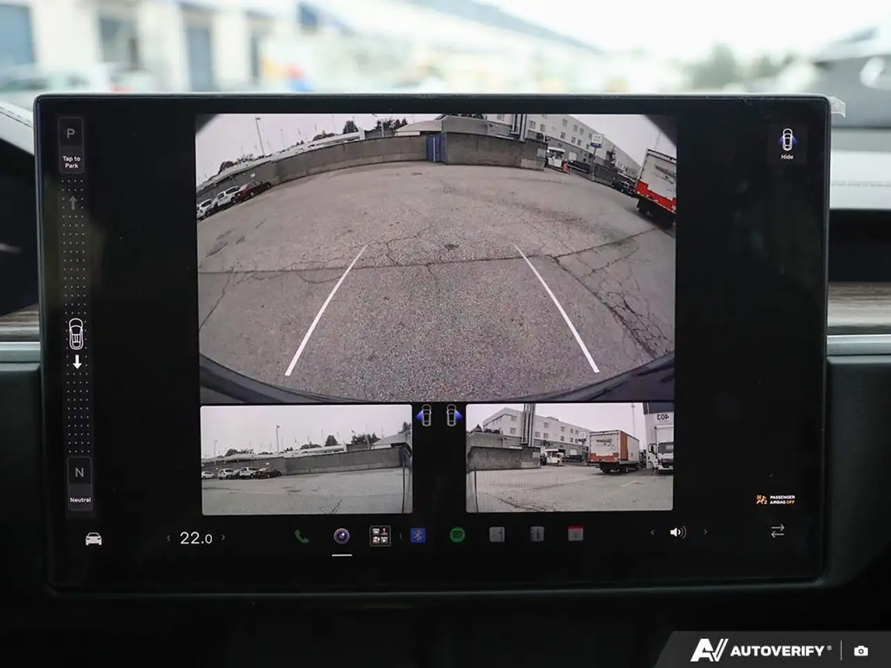 Tesla Model X - Image 32