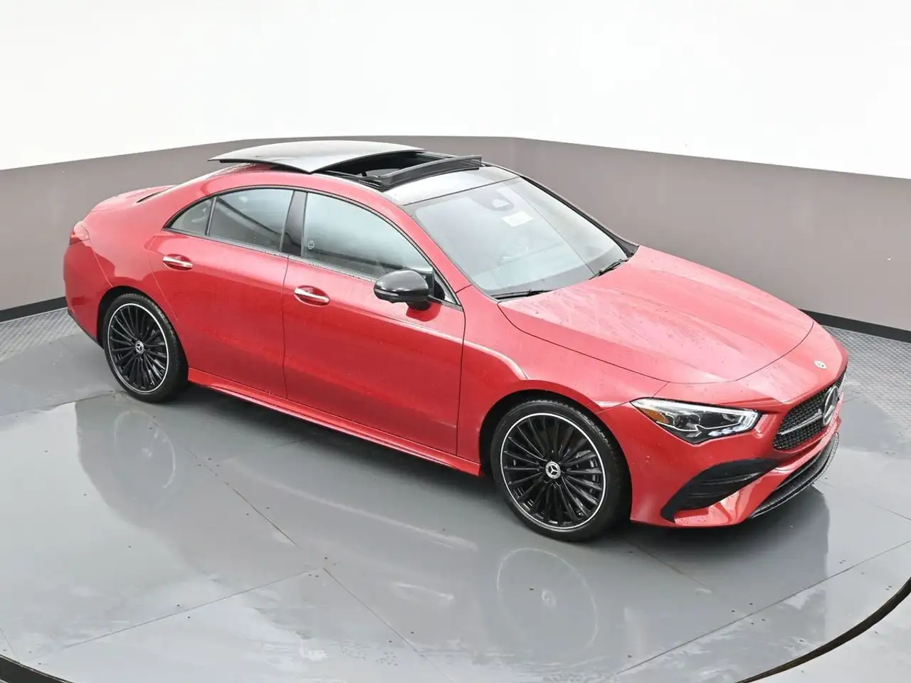 Mercedes-Benz CLA - Image 31