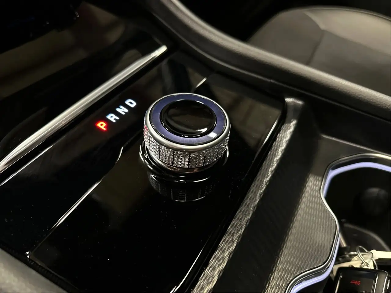 Jeep Grand Cherokee - Image 20