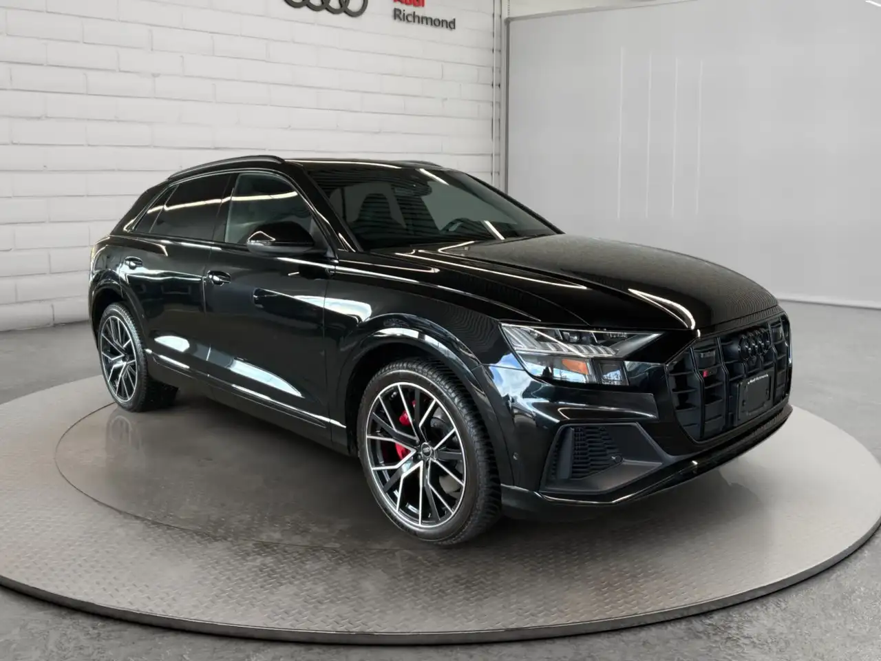 Audi SQ8 - Image 3