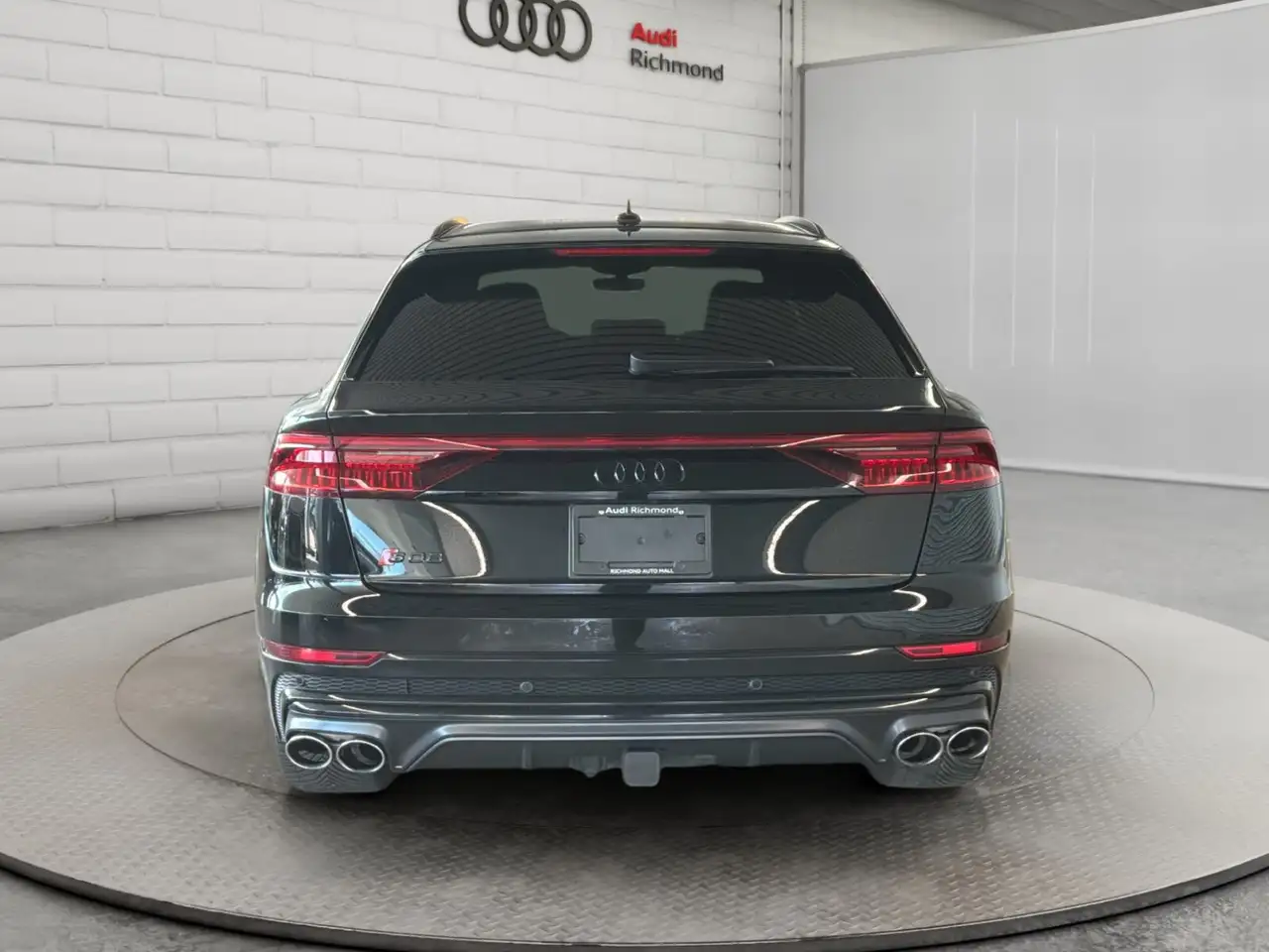 Audi SQ8 - Image 6