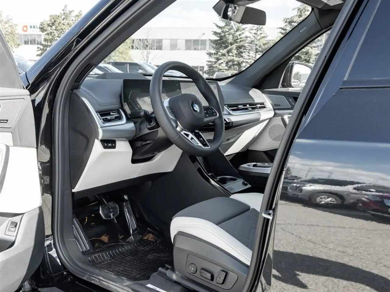 BMW X1 - Image 8