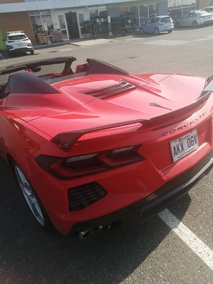 Chevrolet Corvette - Image 9