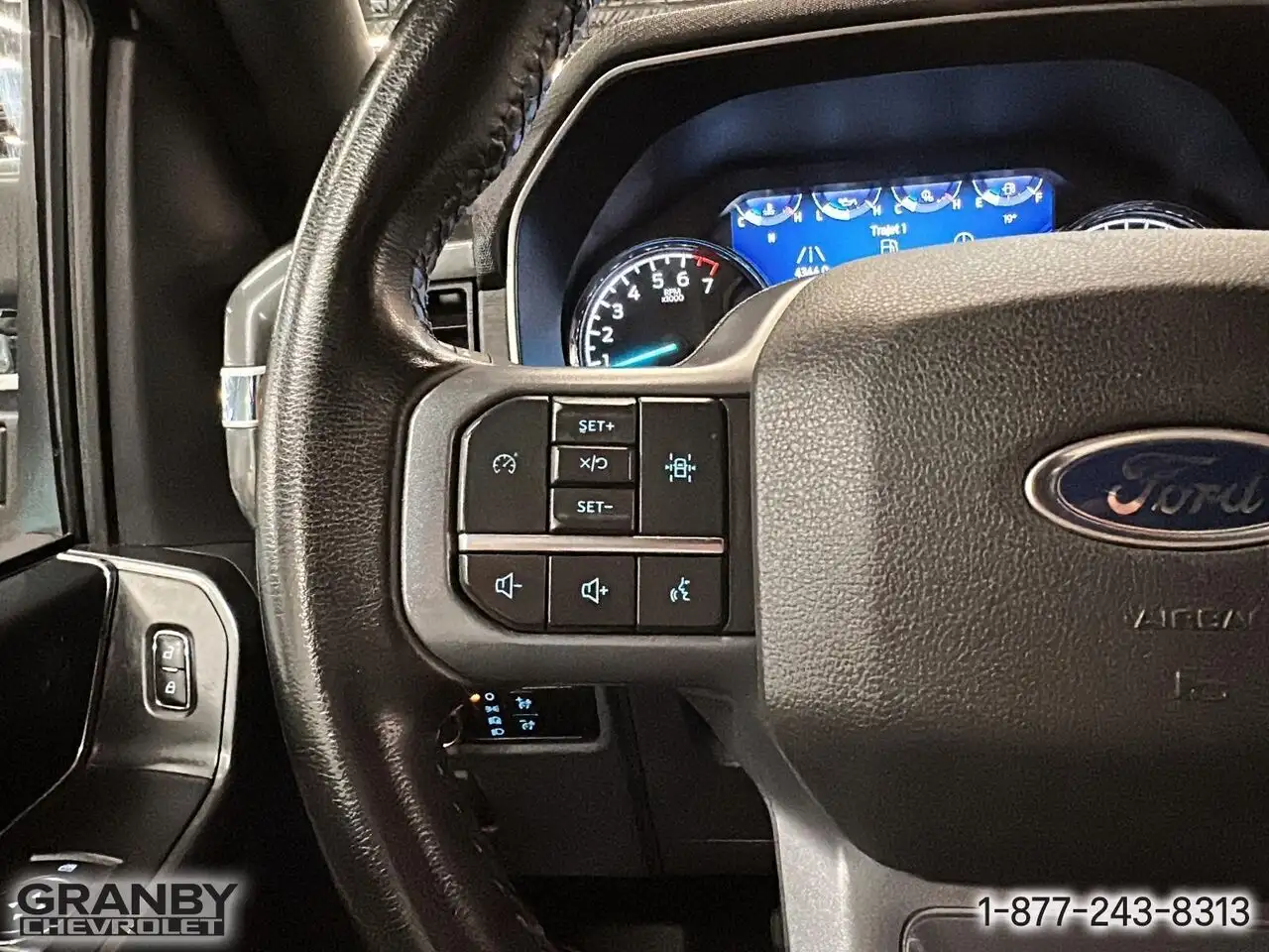Ford F-150 - Image 21
