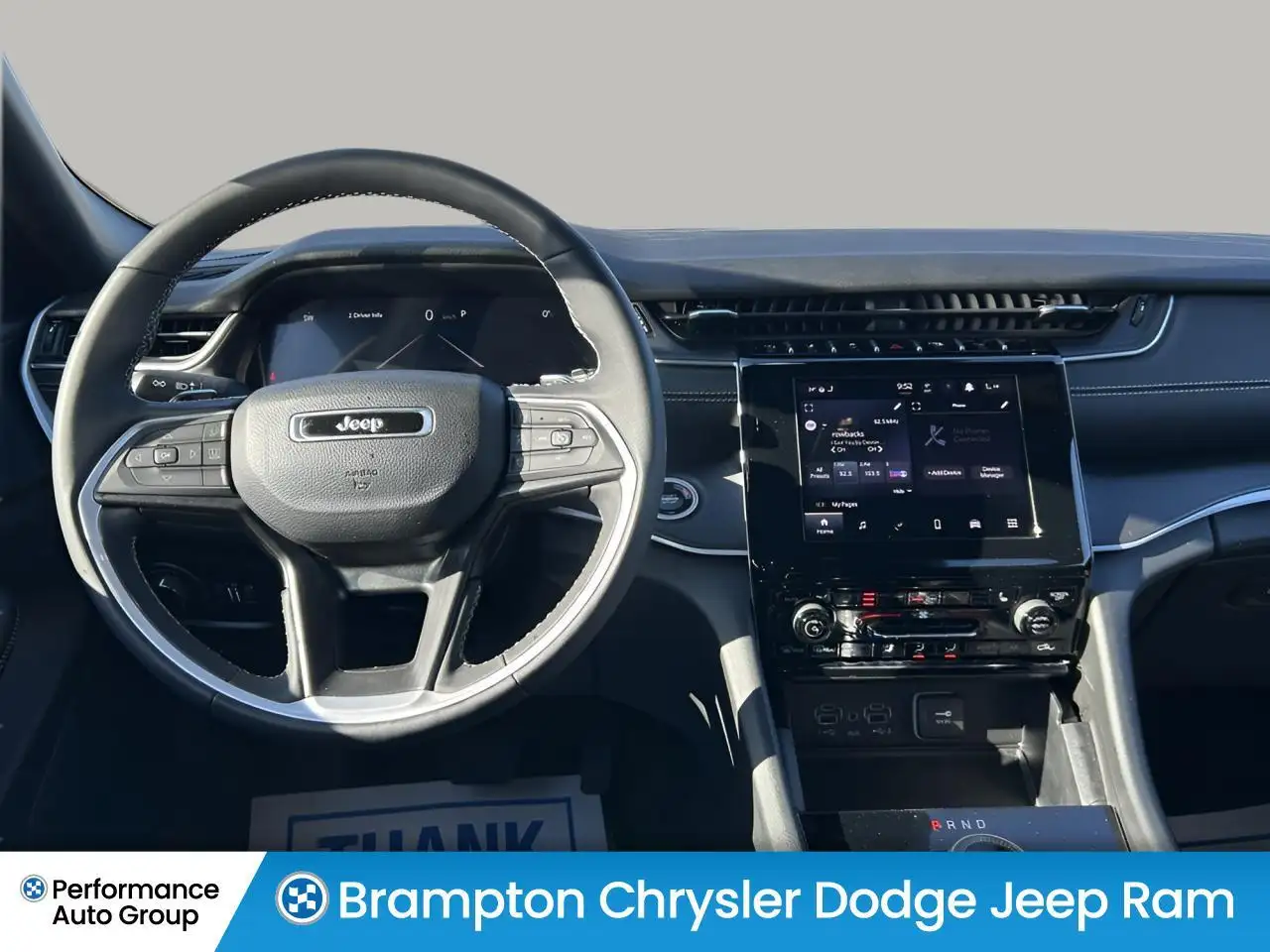 Jeep Grand Cherokee - Image 20