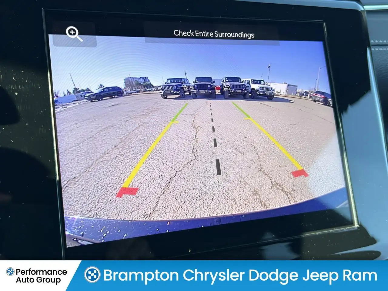 Jeep Grand Cherokee - Image 23