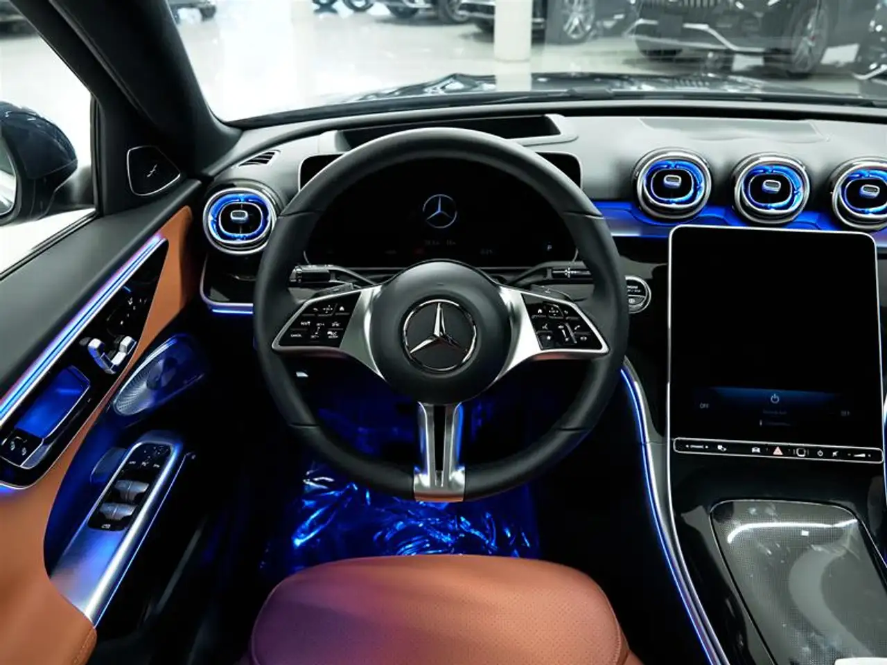 Mercedes-Benz C-Class - Image 41