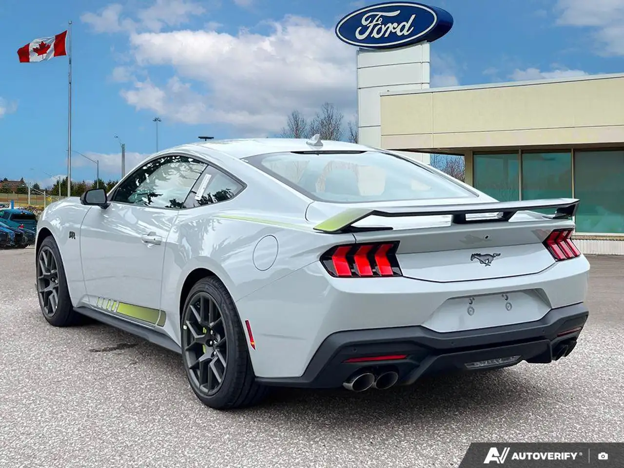 Ford Mustang - Image 5