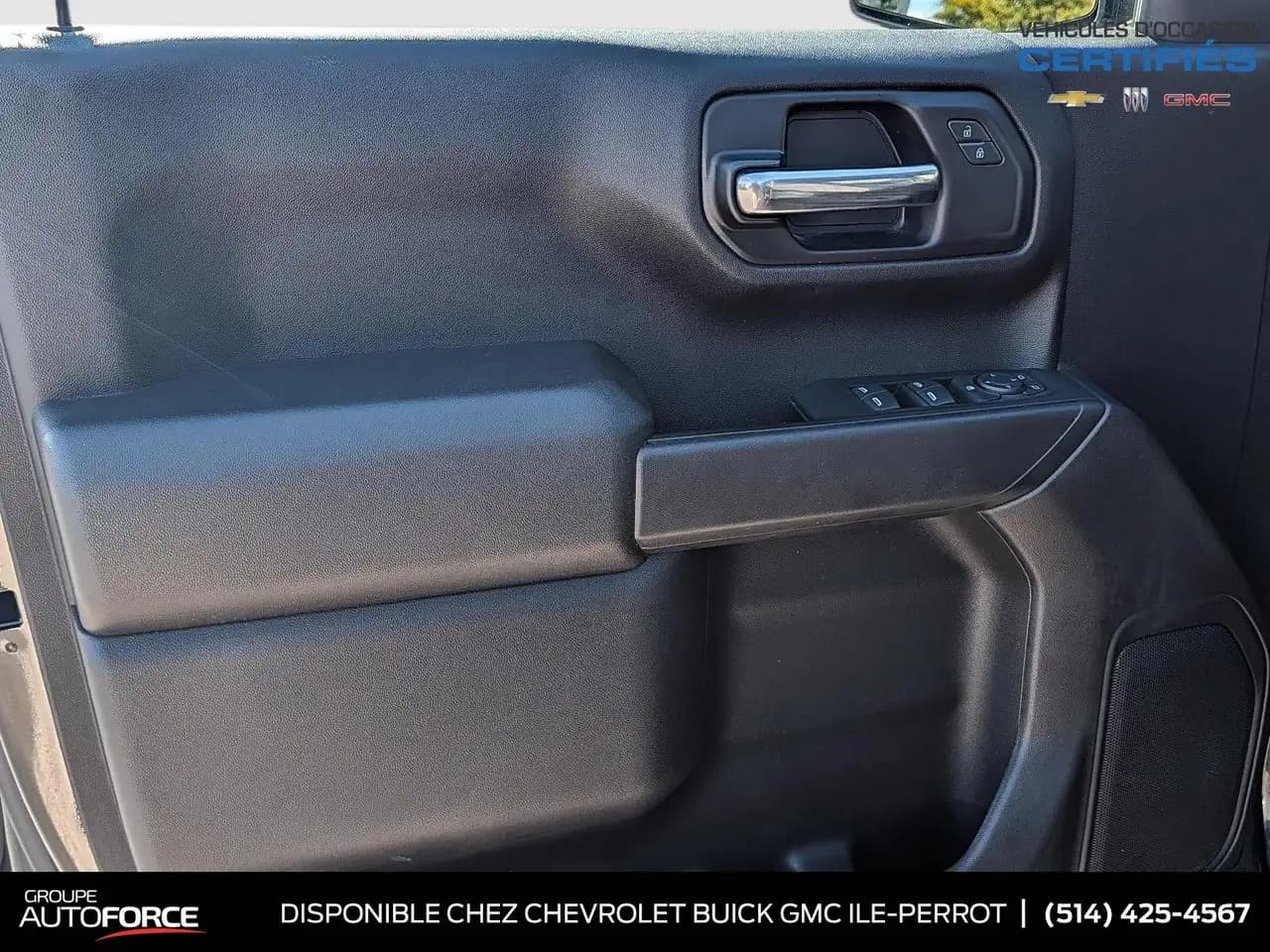 Chevrolet Silverado 1500 - Image 6