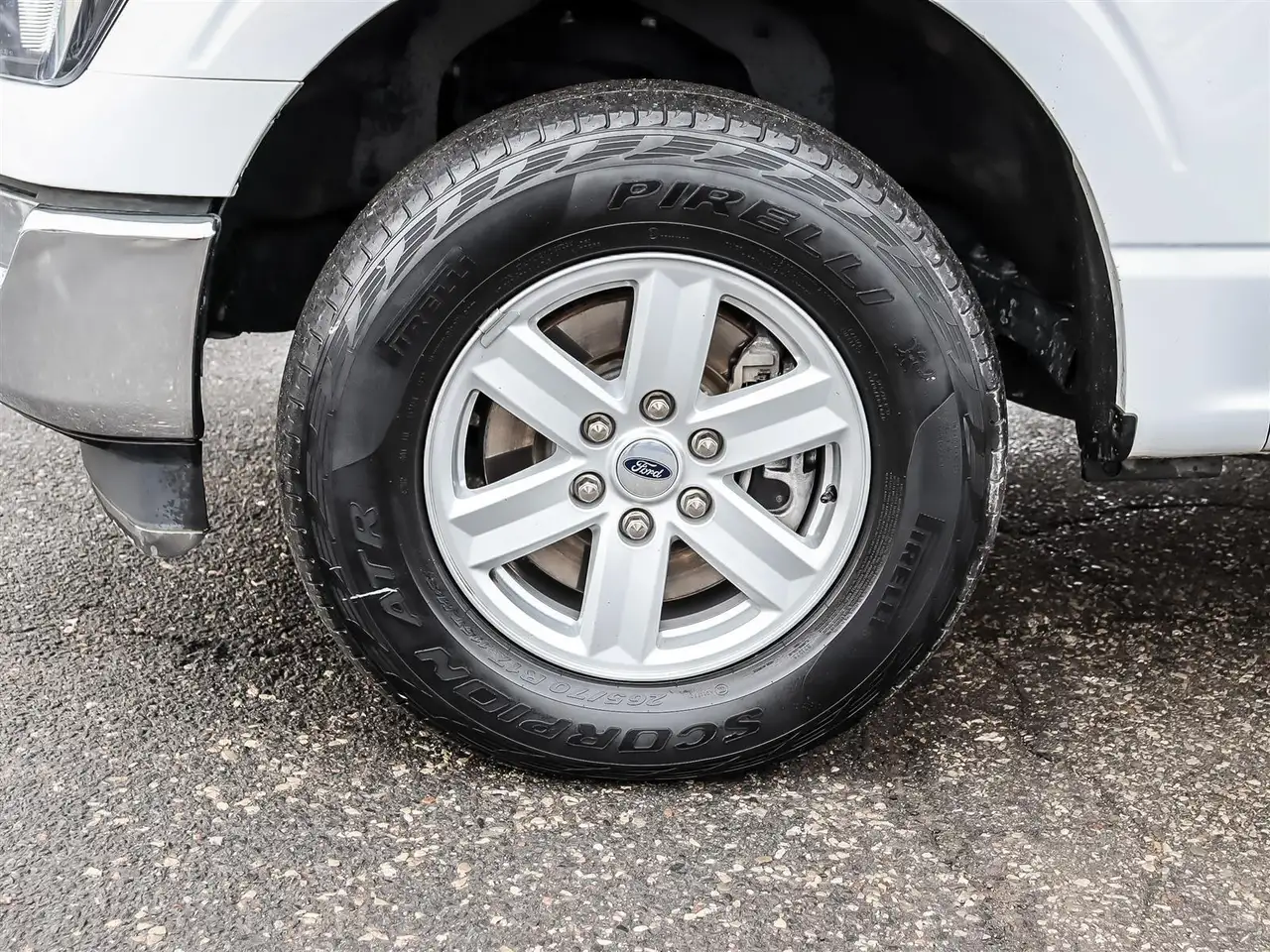 Ford F-150 - Image 25