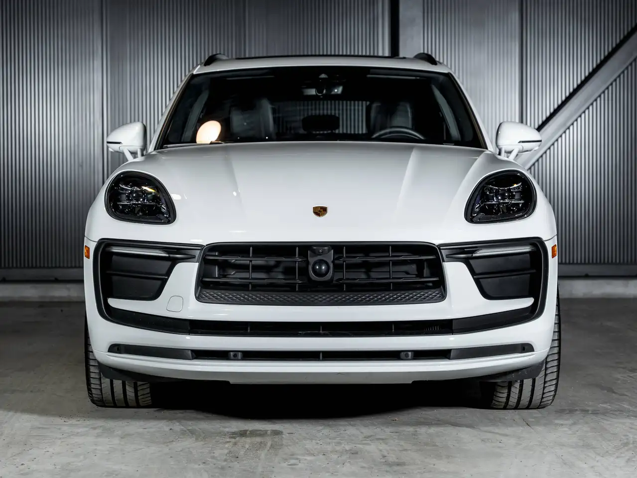 Porsche Macan - Image 9