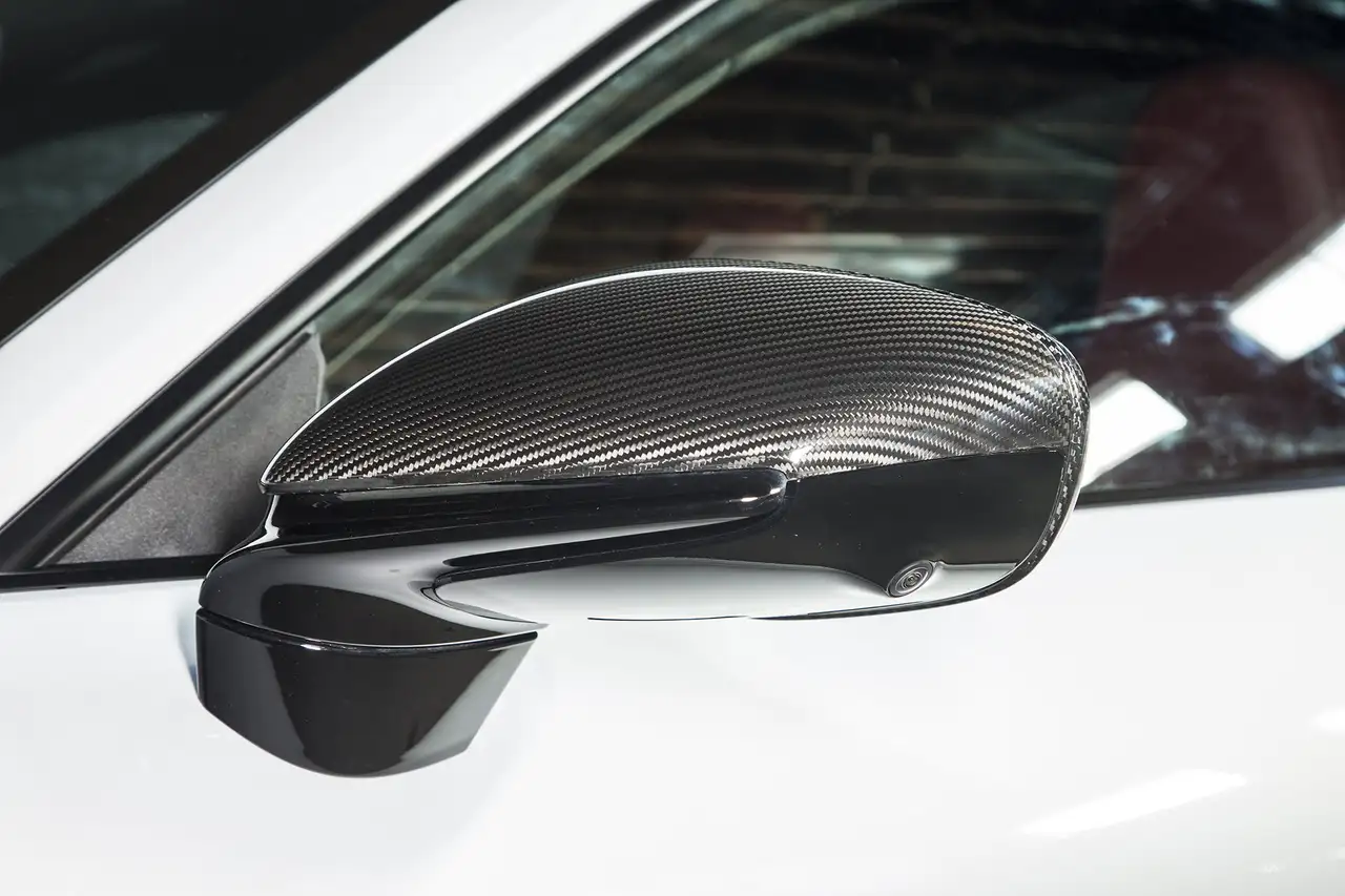 Porsche 911 - Image 24
