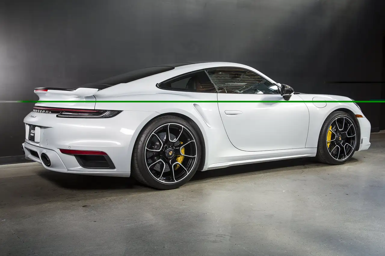 Porsche 911 - Image 5