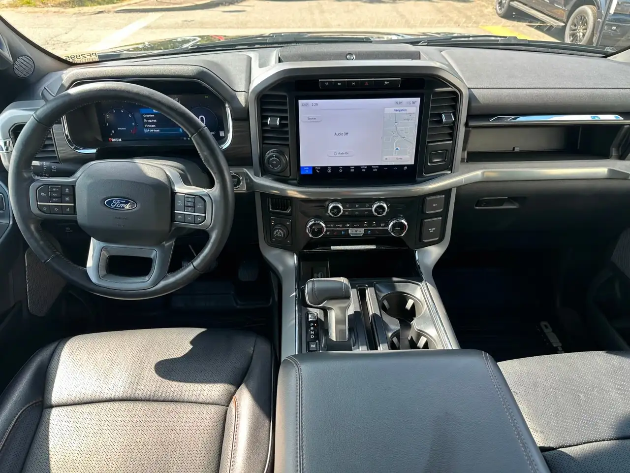 Ford F-150 - Image 11
