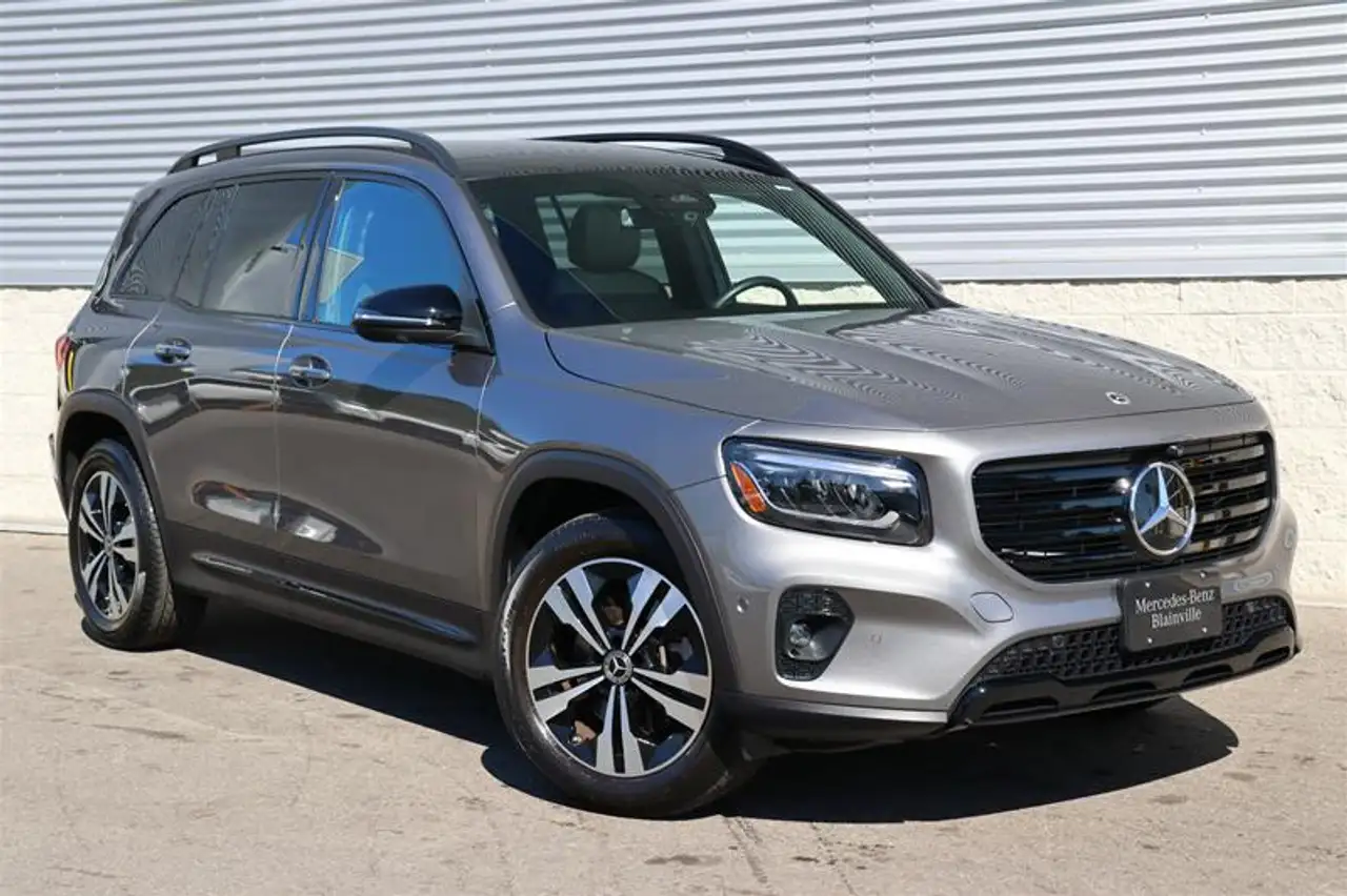 Mercedes-Benz GLB - Image 1