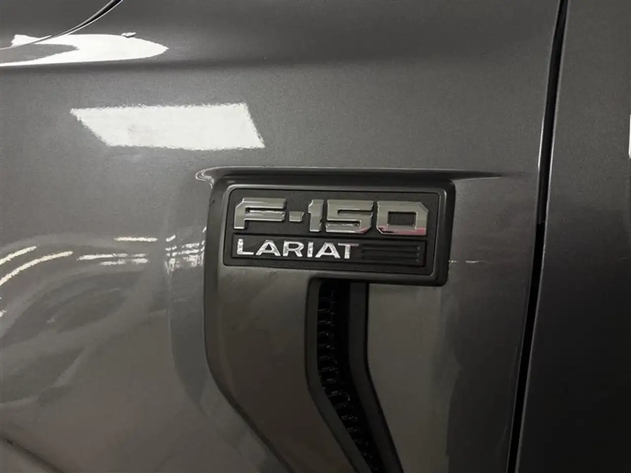 Ford F-150 - Image 9