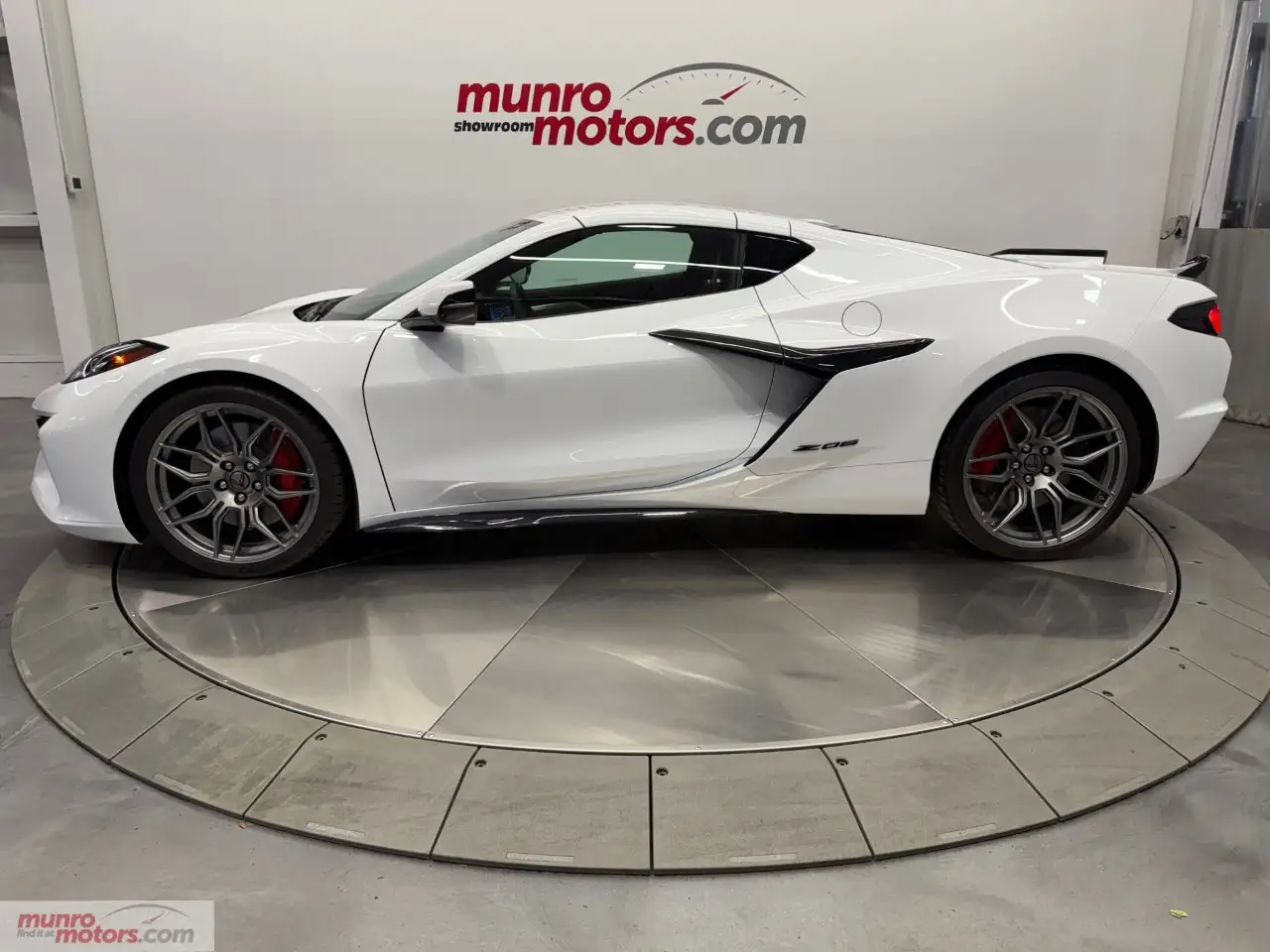 Chevrolet Corvette - Image 7