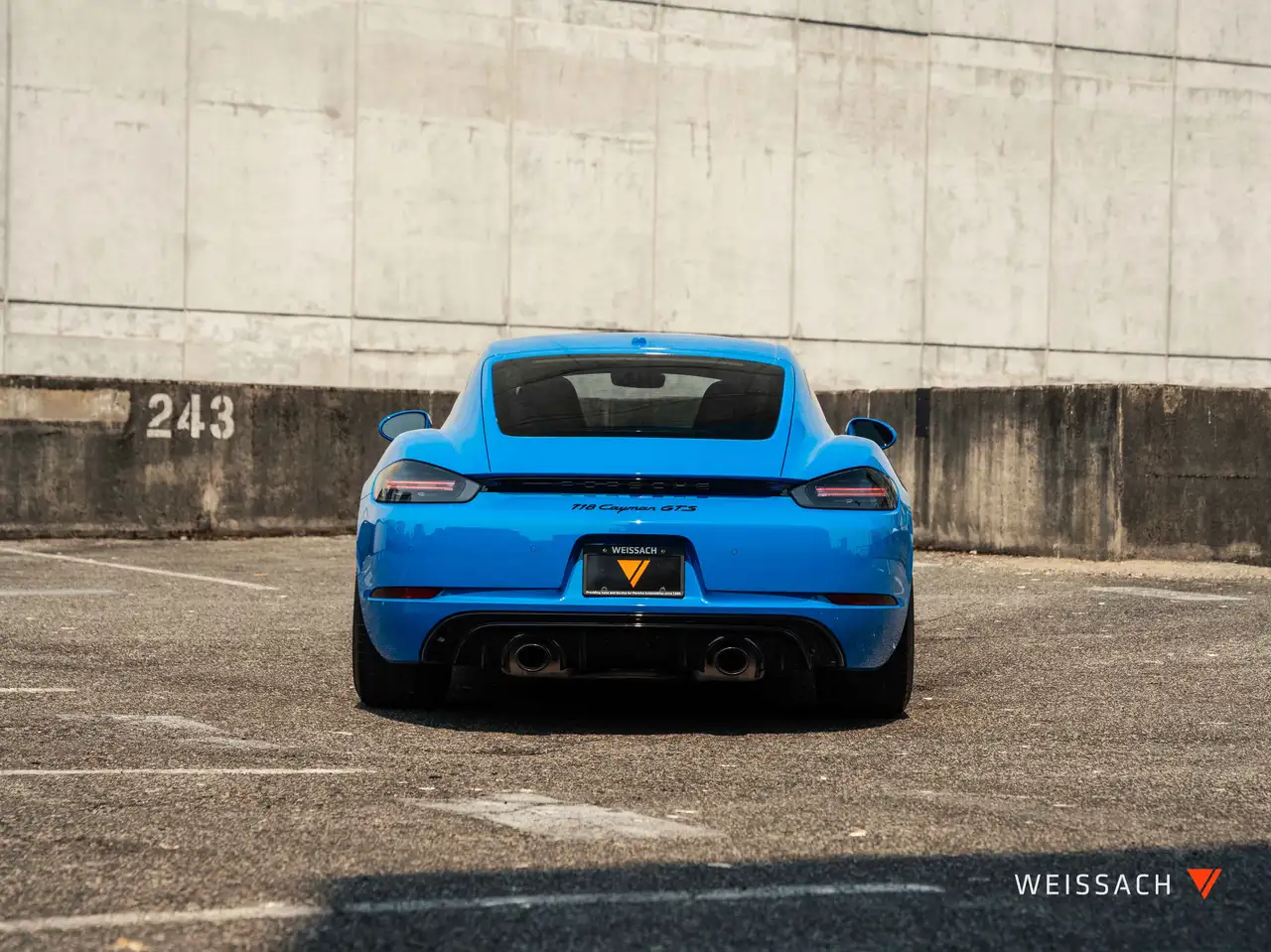 Porsche 718 Cayman - Image 31