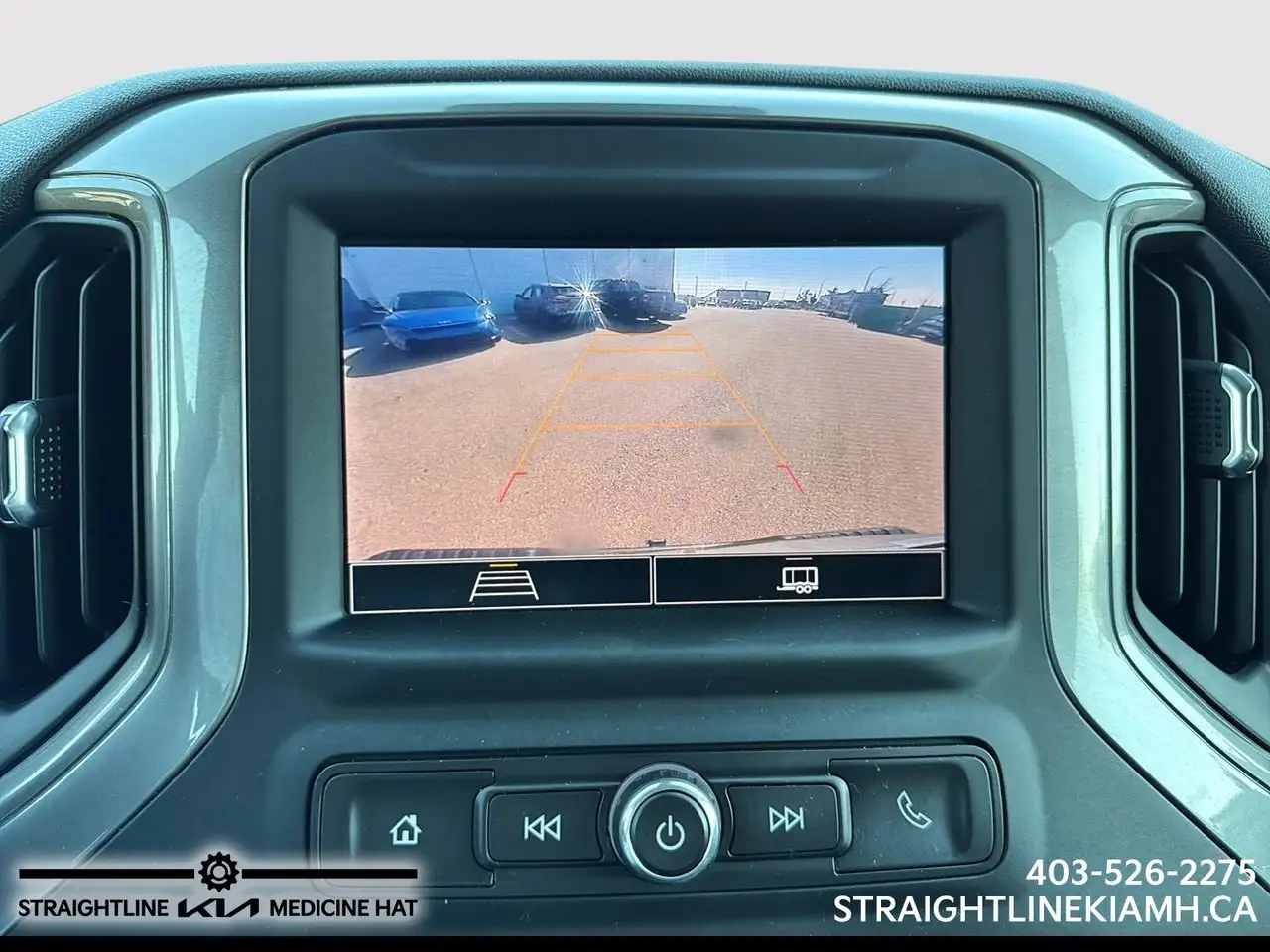 Chevrolet Silverado 1500 - Image 18