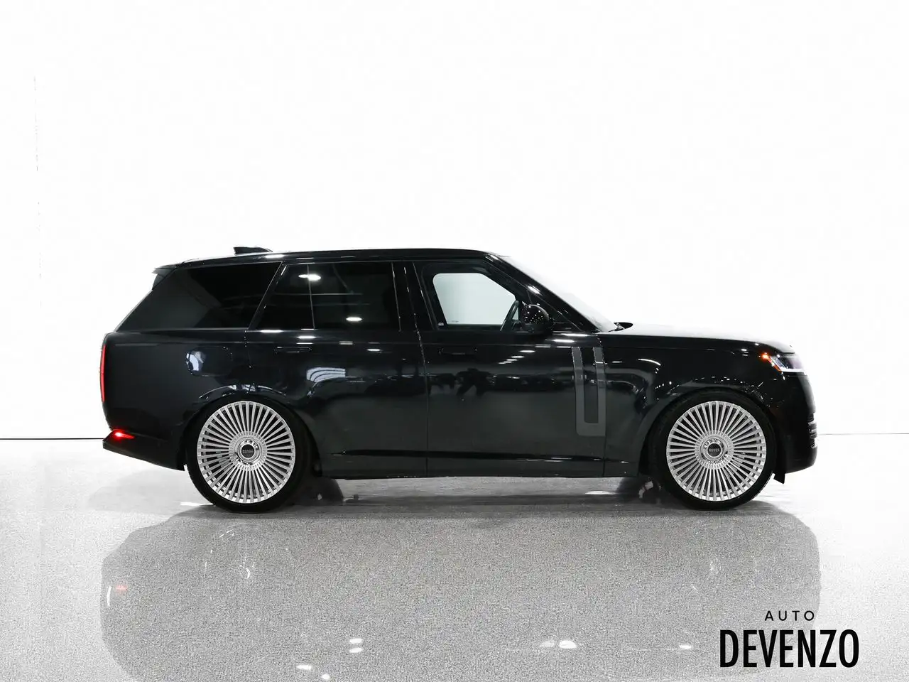 Land Rover Range Rover - Image 3