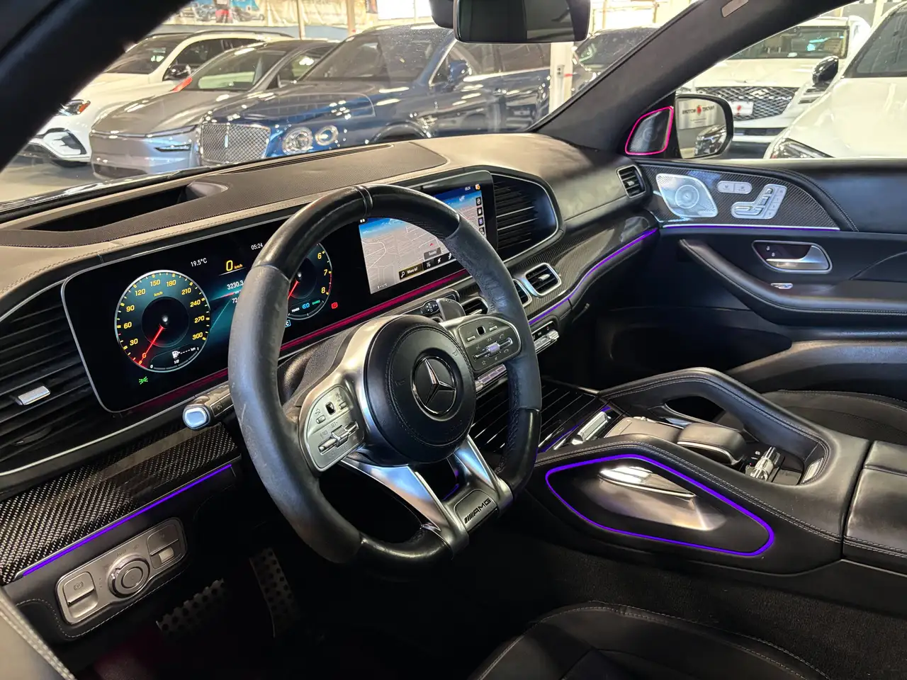 Mercedes-Benz GLE - Image 20
