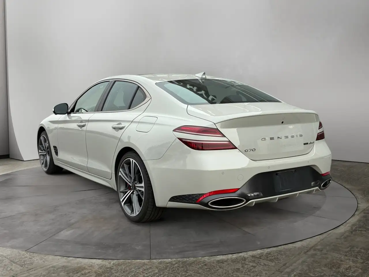 Genesis G70 - Image 3