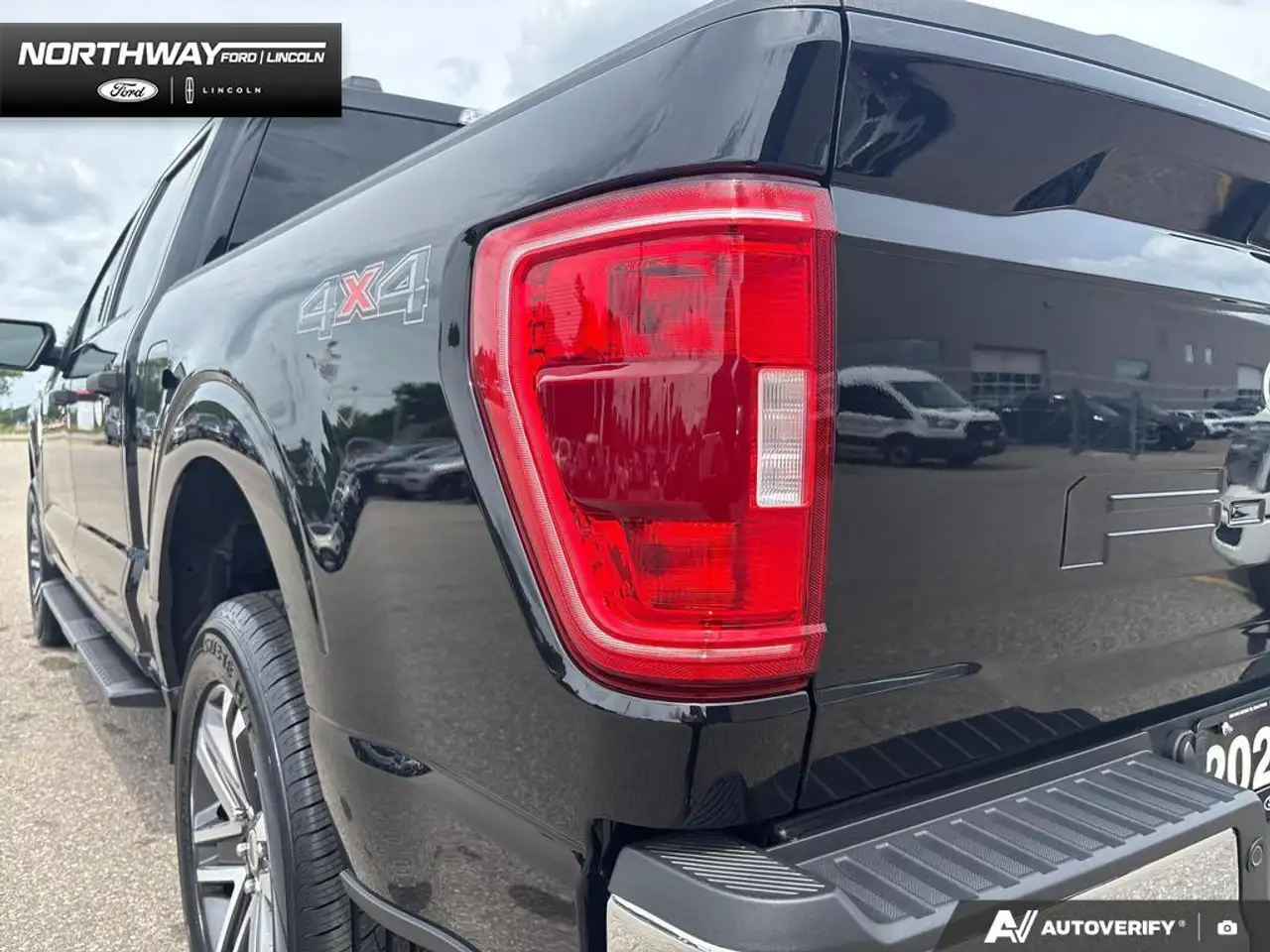 Ford F-150 - Image 9