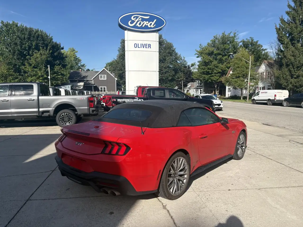Ford Mustang - Image 5