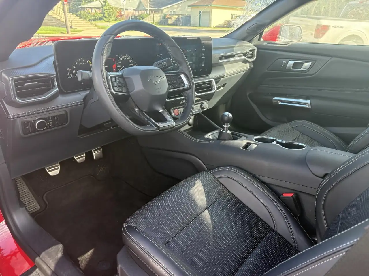 Ford Mustang - Image 7