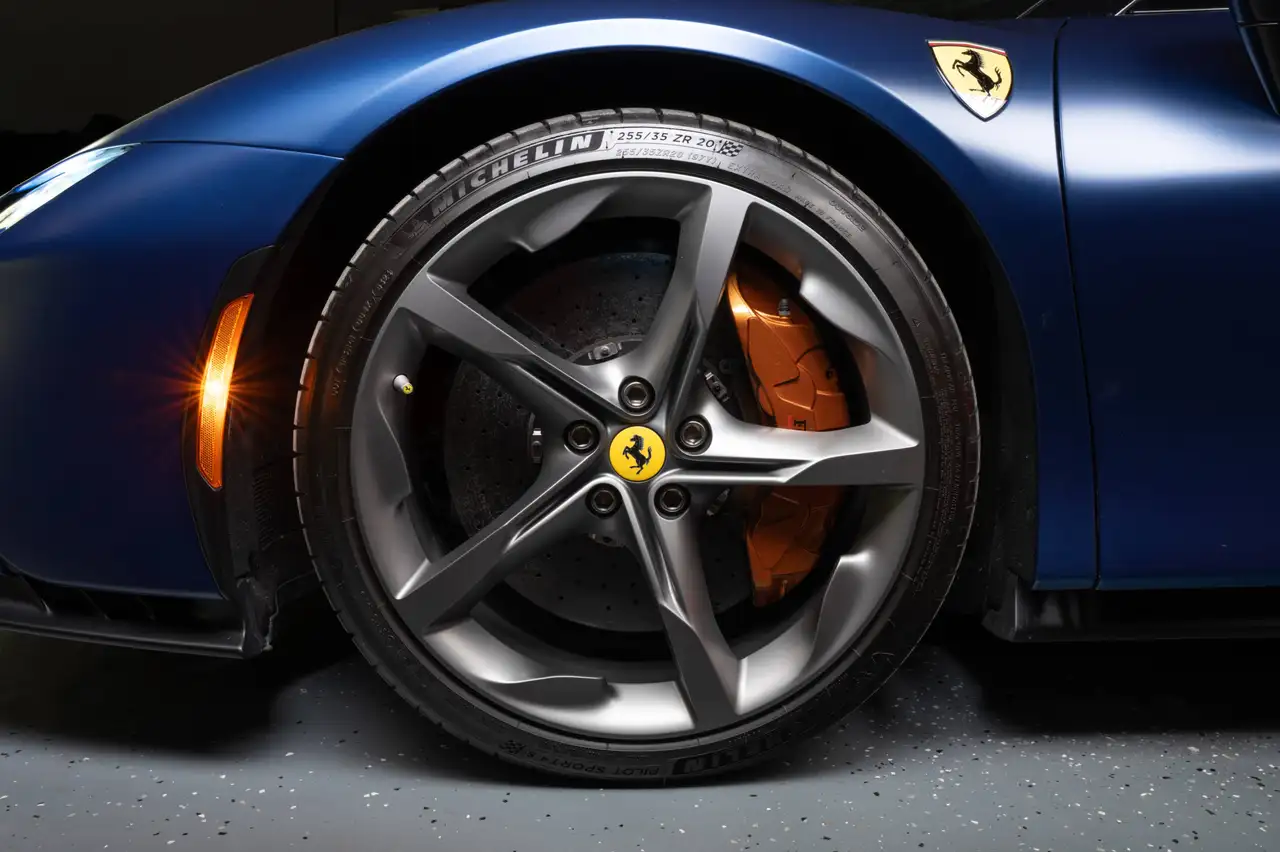 Ferrari SF90 Stradale - Image 18