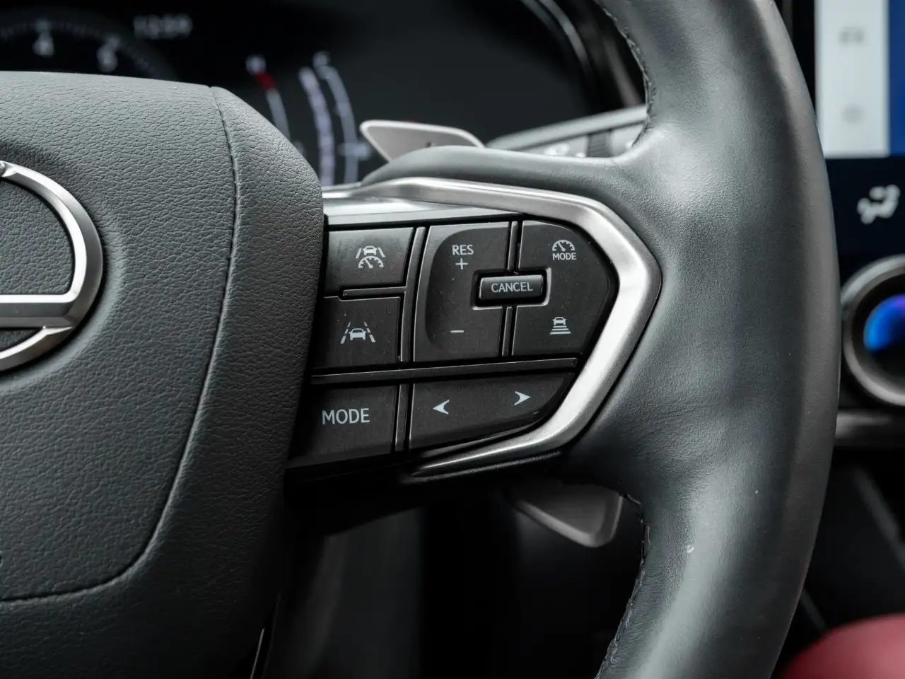 Lexus NX - Image 11
